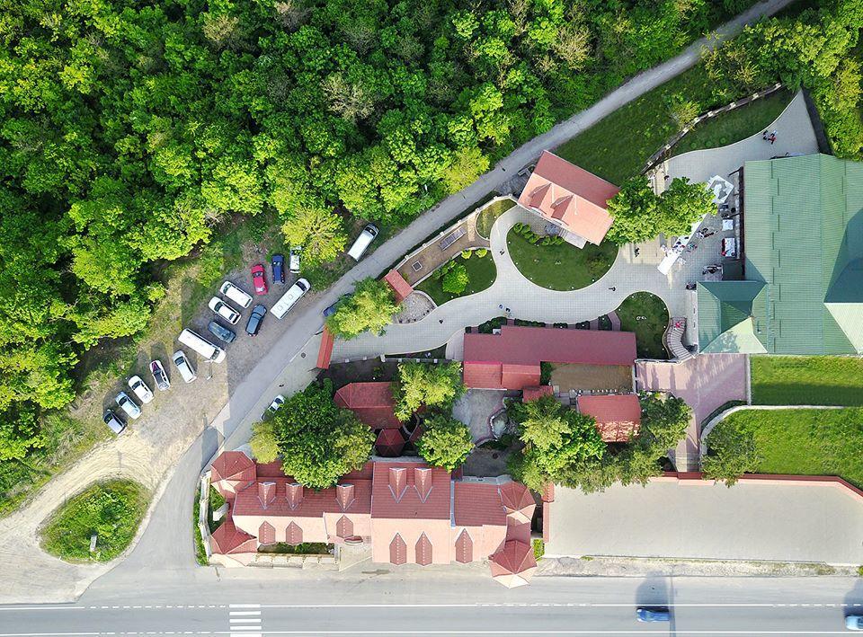Curtea Boierului Hotel Peresecina Eksteriør bilde